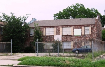 680 N Donmoor Ave in Baton Rouge, LA - Foto de edificio - Building Photo