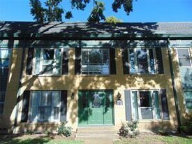 4816 Amesbury Dr in Dallas, TX - Building Photo