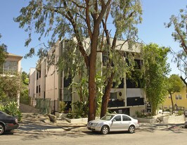 1820 El Cerrito Pl in Los Angeles, CA - Building Photo