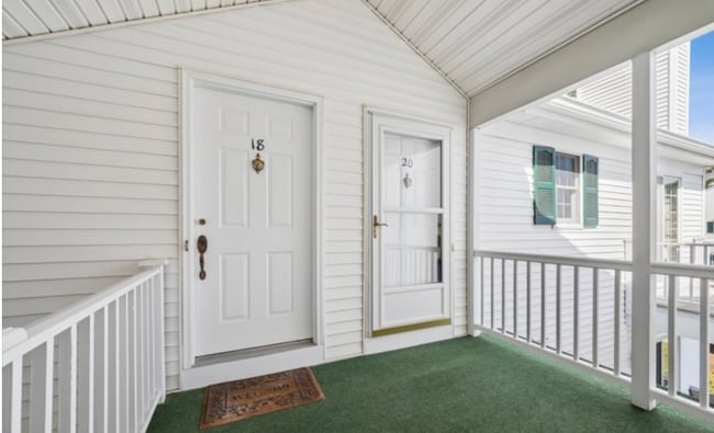 20 Alexandria Way in Basking Ridge, NJ - Foto de edificio - Building Photo