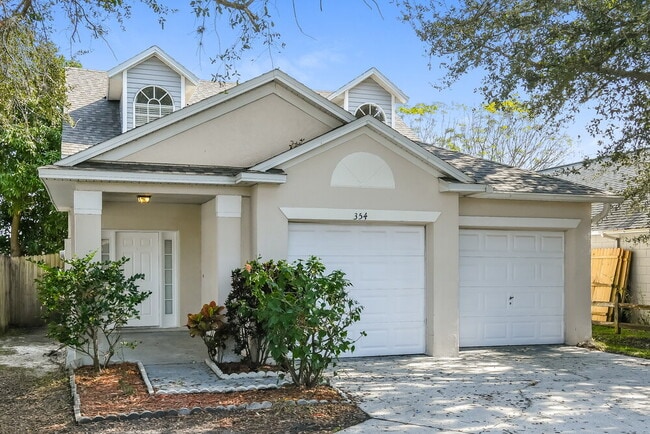 property at 354 Daniels Pointe Dr