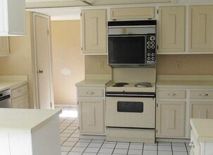 4803 Brooklawn Dr in Houston, TX - Building Photo - Building Photo