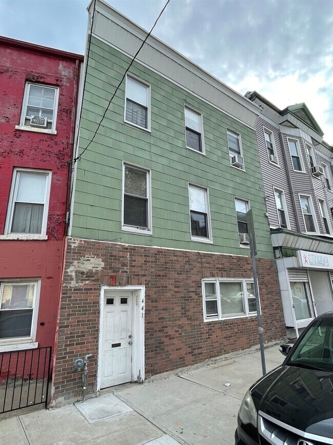 441 Hoboken AveUnit 2 Rentals in Jersey City, NJ
