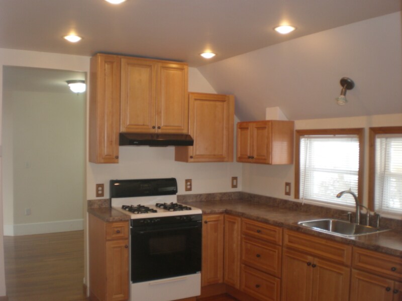 351 Essex St in Swampscott, MA - Foto de edificio