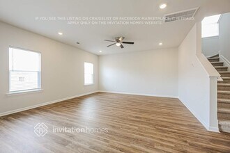 213 White Flds Ave, Unit 207 in Fountain Inn, SC - Foto de edificio - Building Photo