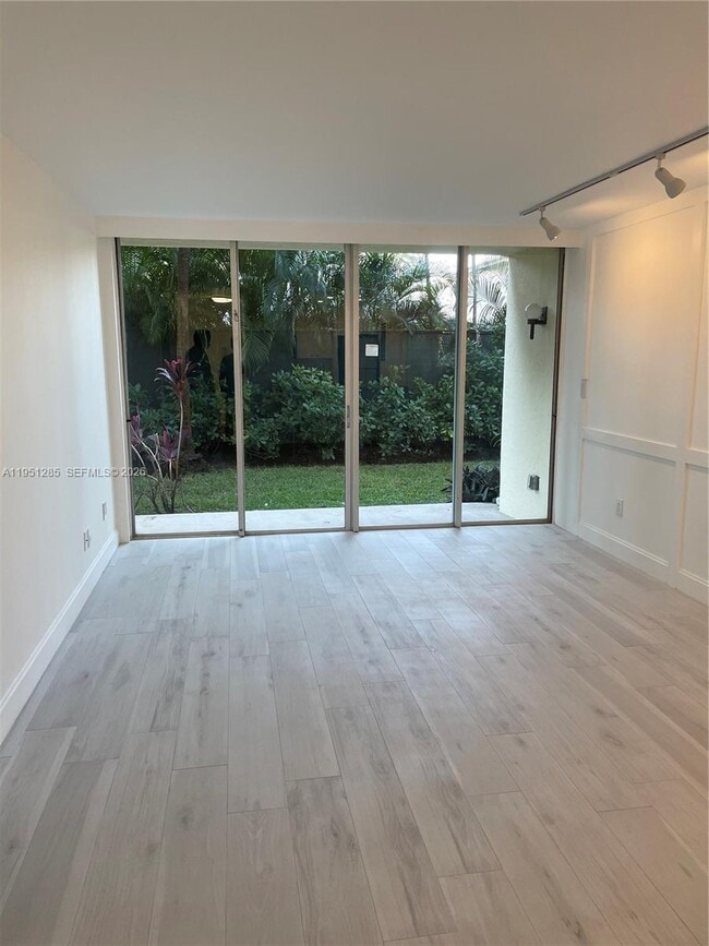 2160 SW 16th Ave in Miami, FL - Building Photo - Building Photo