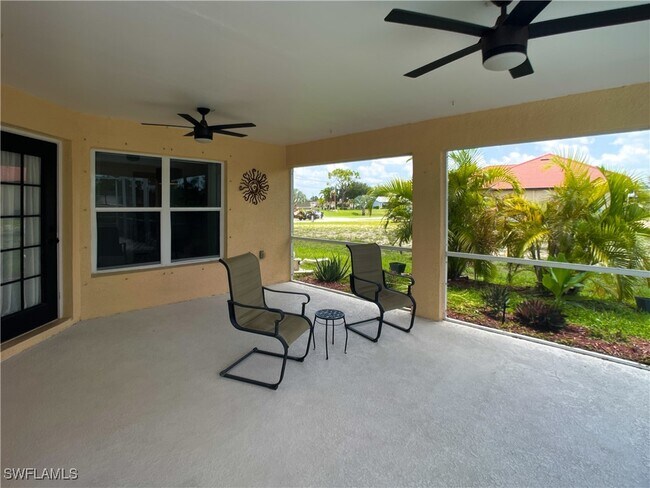 1224 SW 31st Terrace in Cape Coral, FL - Foto de edificio - Building Photo