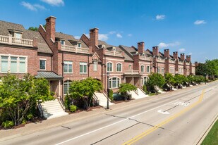 2-66 N Smith St in Palatine, IL - Building Photo