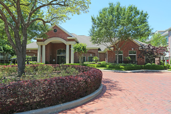 Village on Memorial in Houston, TX - Foto de edificio - Building Photo