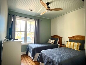 201 Lovell Ave in Tybee Island, GA - Building Photo - Building Photo