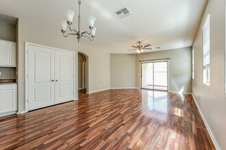 16994 W Manchester Dr in Surprise, AZ - Building Photo - Building Photo