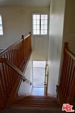 548 N Windsor Blvd in Los Angeles, CA - Building Photo - Building Photo