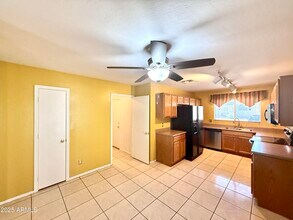 15444 W Banff Ln in Surprise, AZ - Building Photo - Building Photo