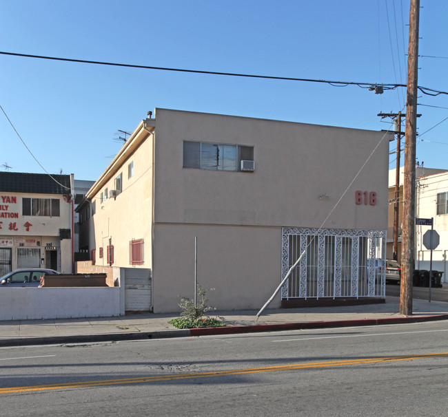 616 W College St in Los Angeles, CA - Building Photo - Building Photo