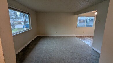 14616 NE Coast Pine Ct in Vancouver, WA - Building Photo - Building Photo