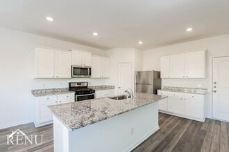 10819 Juliette Pass in Converse, TX - Foto de edificio - Building Photo