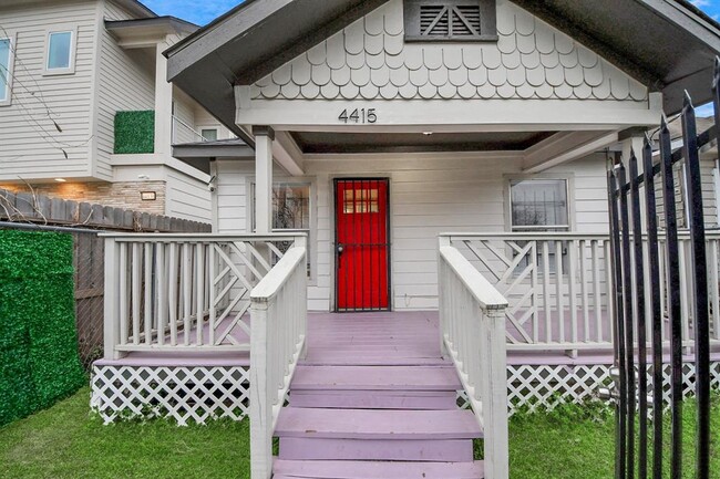 4415 Hershe St in Houston, TX - Building Photo - Building Photo