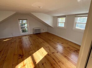 9 Essex Rd in Westbrook, CT - Building Photo - Building Photo