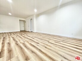 1784 N Sycamore Ave in Los Angeles, CA - Building Photo