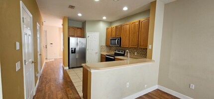 8743 Abbey Ln in Largo, FL - Building Photo - Building Photo