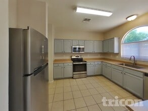 4868 E Meadow Land Dr in San Tan Valley, AZ - Foto de edificio - Building Photo