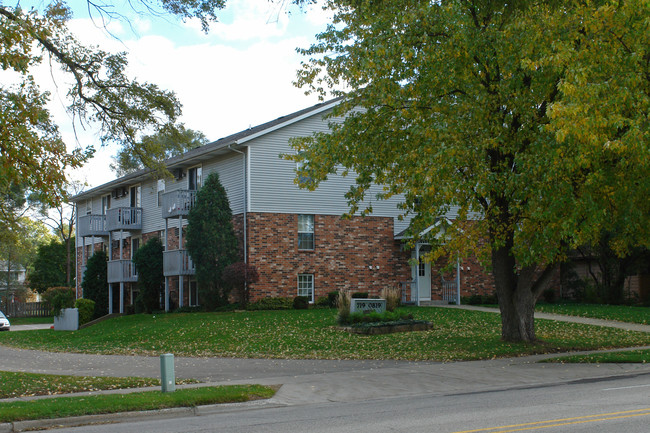 Lamar Pointe Apartments in Wyoming, MI - Building Photo - Building Photo