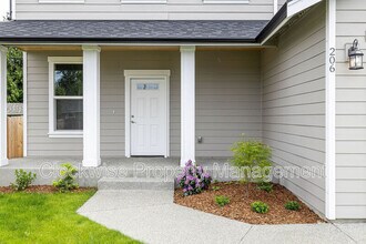 206 Tacoma Ct NW in Orting, WA - Building Photo - Building Photo