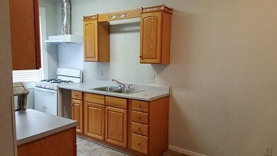 402 Hutcheson St in Houston, TX - Building Photo - Building Photo