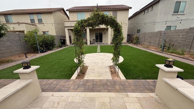 property at 7217 W Golden Ln