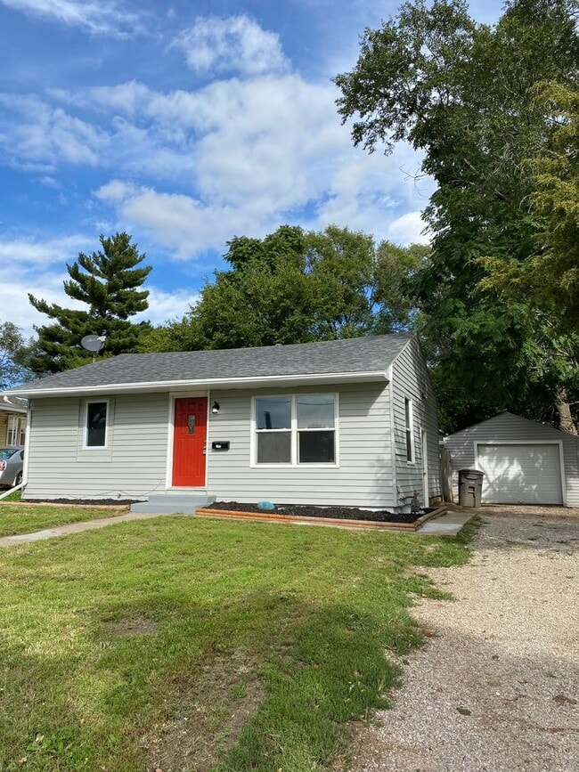 property at 1409 Searle St