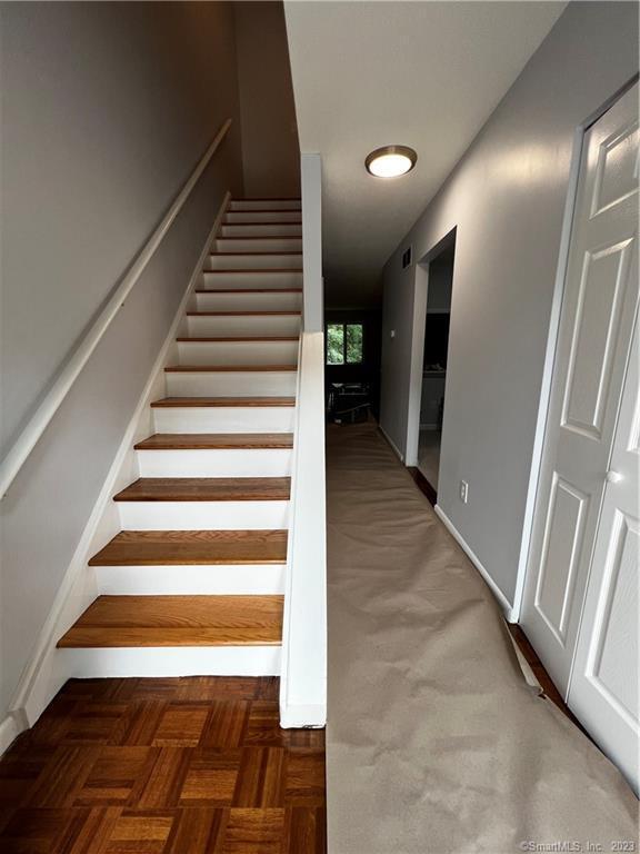 715 Frenchtown Rd in Bridgeport, CT - Building Photo - Building Photo