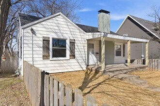 421 S Fort Ave in Springfield, MO - Building Photo - Building Photo