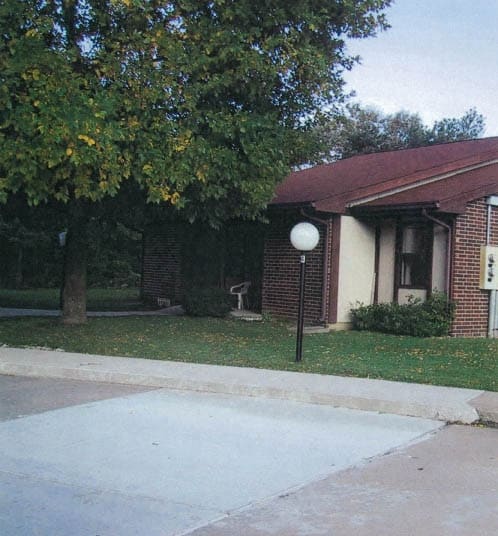 Village Place Apartments in Bethany, MO - Foto de edificio - Building Photo