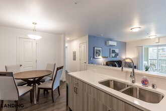 355 Bradley Blvd, Unit B224 in Richland, WA - Building Photo - Building Photo