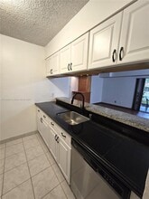 10421 SW 157th Pl, Unit 104 in Miami, FL - Building Photo - Building Photo