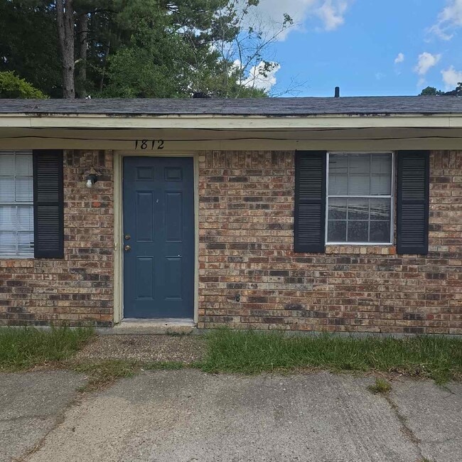 property at 1812 W California Ave