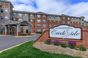 The Gardens at Creekside in Olathe, KS - Building Photo
