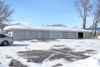 602 SE Grant St in Ankeny, IA - Foto de edificio - Building Photo