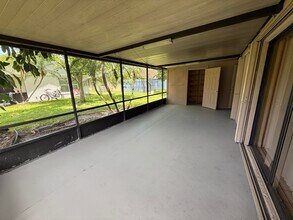5428 Gene Cir in West Palm Beach, FL - Building Photo - Building Photo
