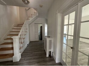 130 Taylor St in Quincy, MA - Building Photo - Building Photo