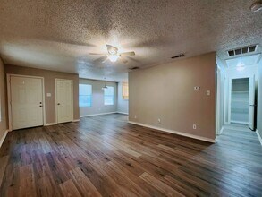 10245 Country Hills Blvd in Tyler, TX - Building Photo - Building Photo