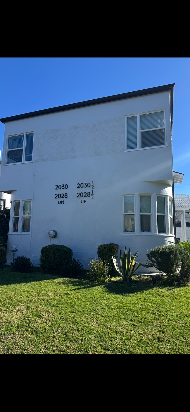 2028 1/2 S West View St, Unit 2028 and a Half