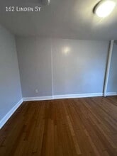 162 Linden St in Yonkers, NY - Building Photo - Building Photo