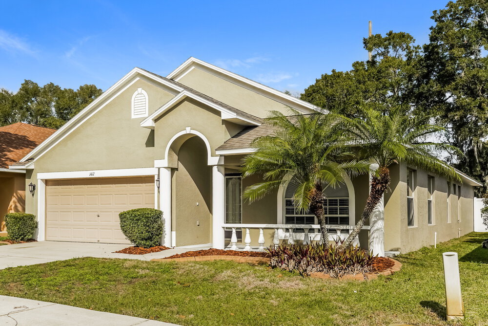 1412 Bloomingdale Trails Boulevard in Brandon, FL - Building Photo