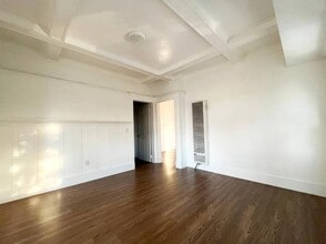 458 W Vernon Ave in Los Angeles, CA - Building Photo - Building Photo