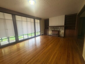 60 Fountain Ter in New Haven, CT - Building Photo - Building Photo