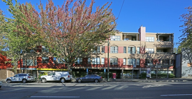 2928 Commercial Dr in Vancouver, BC - Building Photo - Building Photo