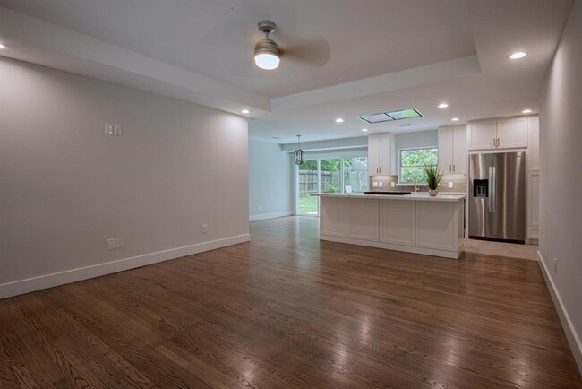 1135 Stonecrest Dr in Houston, TX - Building Photo - Building Photo