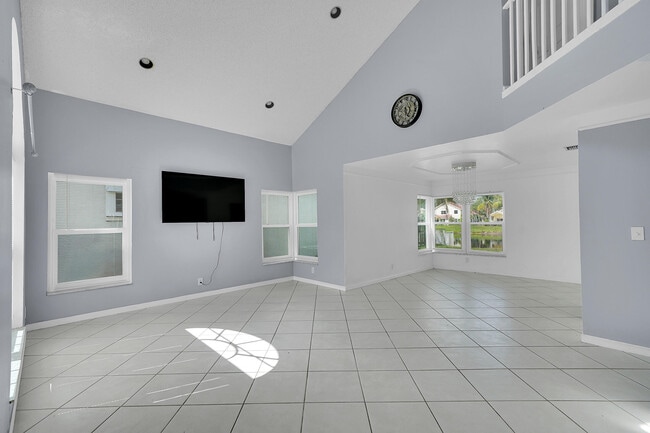 2865 NW 68th Ln in Margate, FL - Building Photo - Building Photo