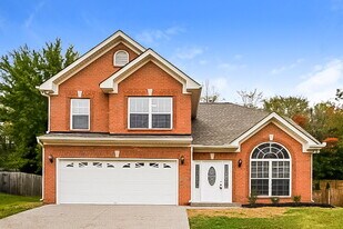 125 Walton Trce S in Hendersonville, TN - Building Photo